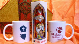 "Zum zehnjährigen Jubiläum der Nikolaus-Aktion der KjG gibt es auch Geschenksets mit Nikolaus und Tasse zu bestellen."  Foto: Ann-Kathrin Scherbel