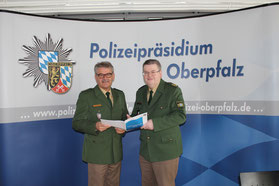 Polizeivizepräsident Michael Liegl (links) und Polizeipräsident Gerold Mahlmeister
