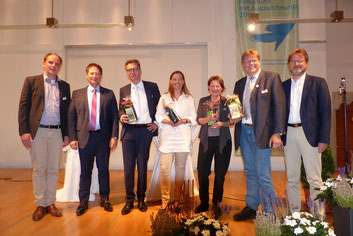 Die Referenten der 8. Neumarkter Nachhaltigkeitskonferenz mit Oberbürgermeister Thomas Thumann (2. von links)