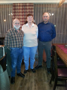 Foto: v.l.n.r.: Hans Gruber, Sieglinde Ortlepp, Josef Brandl